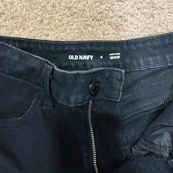 Old Navy Black Denim High-Rise WOW Shorts Size 4 | Stretch Jean Shorts. NWOT - Picture 3 of 3